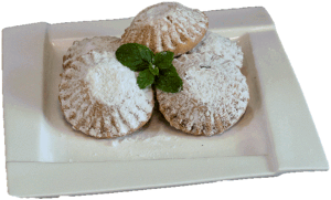 BABECZKA Z BUDYNIEM - Krucha babeczka nadziewana budyniem waniliowym obsypana cukrem pudrem.