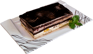 JOGO-WIŚNIA - Jasny i ciemny biszkopt z masą śmietanową, kremem o smaku czekoladowym i nadzieniem wiśniowym.