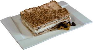 PANI WALEWSKA - Ciasto z bezą i orzechami, przekładane kremem śmietankowym.
